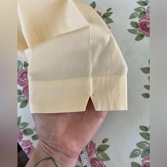 Talbots “Stretch” Cotton Collared button down pale yellow size small 3/4 sleeve - Picture 4 of 9